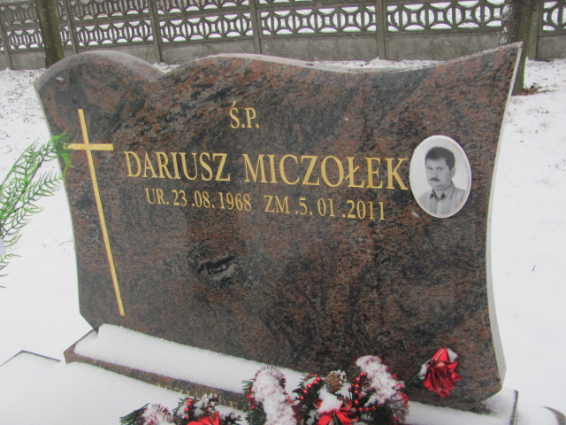 Dariusz Miczołek 1968 Bieruń - Grobonet - Wyszukiwarka osób pochowanych
