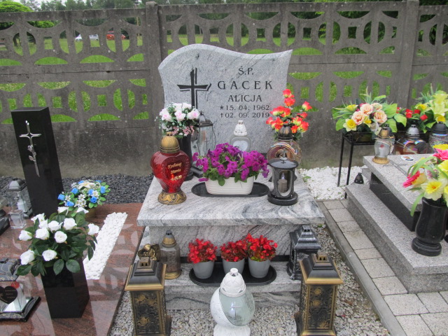 Alicja Gacek 1962 Bieruń - Grobonet - Wyszukiwarka osób pochowanych